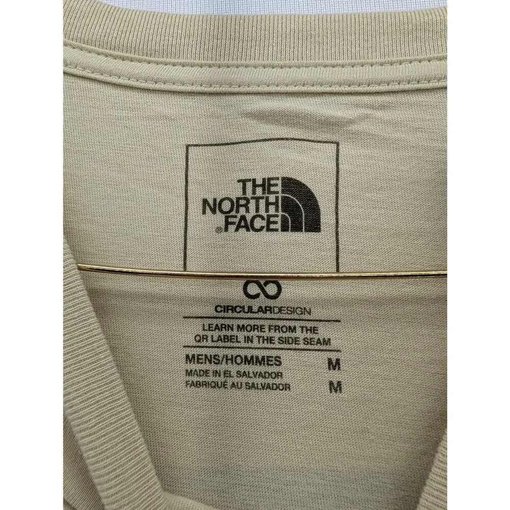 NWT The North Face Men's Long-Sleeve Box NSE T-Shirt in Gravel size Medium